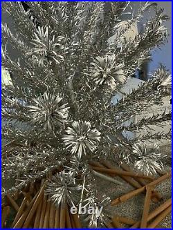 1950's Evergleam Aluminum Christmas tree with tri-color light, 94 Branches Rare