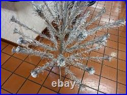 1950s TIMBERLAND 6 Ft. POM POM ALUMINUM CHRISTMAS TREE #7006 With PARTIAL BOX MCM