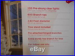 6.5 Ft Pre-lit Silver Tinsel Christmas Tree/ Metal Stand/ 600 Tips/ 200 Lights