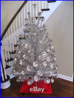 7 FT Vintage Royal Pine POM POM Silver Aluminum Christmas TreeFamous Keystone