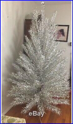 Aluminum Christmas Tree Mid Century 7ft+ Tall Rare 135 Branches Silver Vintage
