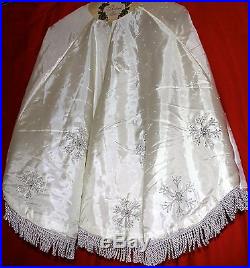 Christmas Tree Skirt Fully Lined Ivory Color Silver Beaded Christmas Tree Skirt