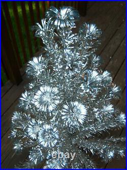 Collector's Vtg 4ft Retro Sharp! Silver Evergleam Fountain Aluminum Xmas Tree