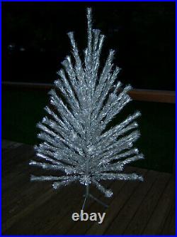 Collector's Vtg 6 Ft Retro Silver Evergleam Frosty Fountain Aluminum Xmas Tree