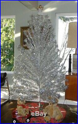 Deluxe Vintage 6.5ft Silver Christmas Tree 118 Branches