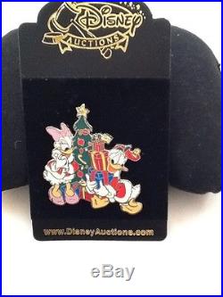 Disney Auctions Donald and Daisy Christmas Tree (Silver Prototype) Pin