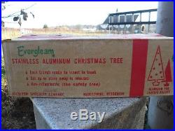 EVERGLEAM ALUMINUM 4 FT Silver CHRISTMAS TREE & Sata-Lite Color Wheel & Stand