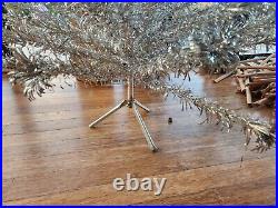 Evergleam 6 Ft 94 Branch Stainless Aluminum Pom Pom Christmas Tree In Box