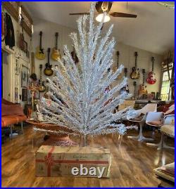Evergleam Stainless Aluminum Christmas Tree 7' In Original Box 93 Branches