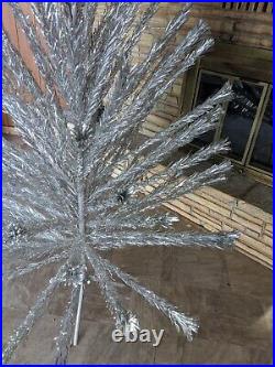 Evergleam Vintage 7' Tall Silver Aluminum Christmas Tree Pom Pom 94 Branch