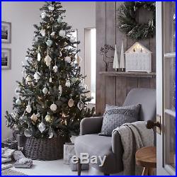 Everlands Christmas Tree Luxury Traditional Silver Forest Spruce RRP £249.99