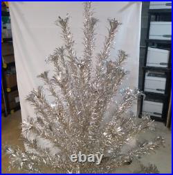 MCM Evergleam 6' Stainless Aluminum Christmas Tree 93 Branches WithBox