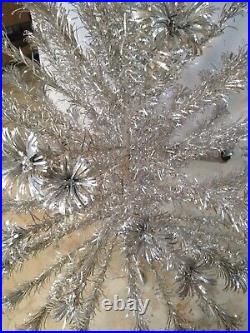 MCM Evergleam 6' Stainless Aluminum Christmas Tree 93 Branches WithBox