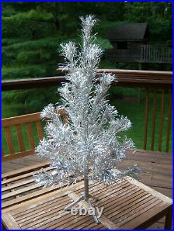 Neat! Collector's Vtg 4ft Retro Pretty Silver Evergleam Pom Aluminum Xmas Tree