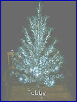 Neat Retro Collector's Vtg 4ft. Aluminum Pom Stainless Silver Xmas Tree