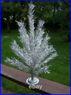 Nice Collector's Vtg 2.5 Ft Retro Silver Taper Stainless Aluminum Xmas Tree