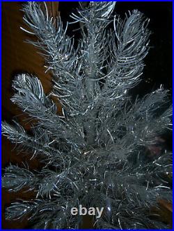Nice Collector's Vtg 4 Ft. Aluminum Stainless Silver Holi-gay Christmas Tree