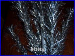 Nice Vtg 44 Designed Evergleam Frosty Fountain Silver Aluminum Xmas Tree #311