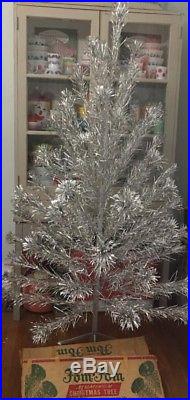 Pom Pom SILVER Aluminum Vintage Christmas tree The Sparkler 6 Ft. Tree With BOX