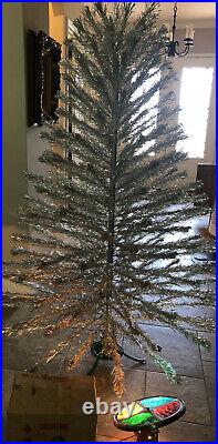 Post 1963 VINTAGE Silver ALUMINUM CHRISTMAS TREE 7FT. Tall 209 BRANCHES With Wheel