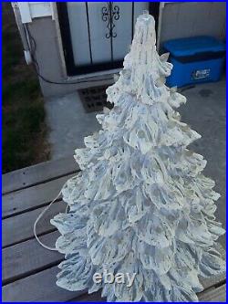 RARE VINTAGE 22 Nowells Mold Flocked Silver Ceramic Christmas Tree withLights