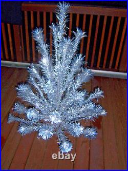 Retro Vtg Pretty! 4.5ft Silver Alcoa Royal Pine Pom Pom Aluminum Xmas Tree#606