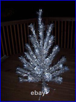 Retro Vtg Pretty! 4.5ft Silver Alcoa Royal Pine Pom Pom Aluminum Xmas Tree#606