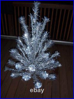 Retro Vtg Pretty! 4.5ft Silver Alcoa Royal Pine Pom Pom Aluminum Xmas Tree#606