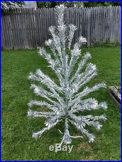 SPARKLER Pom-Pom 4' Ft Silver Aluminum Christmas Tree 100% Complete vintage