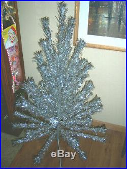 Sharp Htf Vtg 4 Ft. Aluminum Fountian Silver Evergleam Christmas Tree
