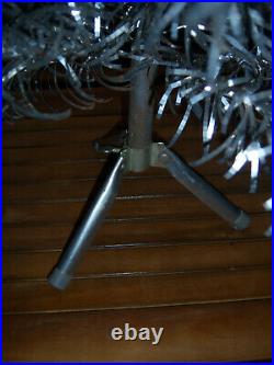 Sharp Vtg 4 Ft Retro Silver Evergleam Stainless Fountian Aluminum Xmas Tree