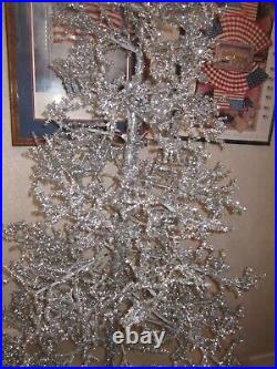 Silver Aluminum Christmas tree vintage 7
