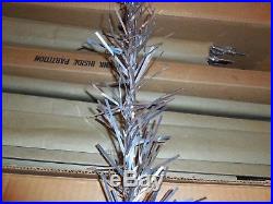 Silver Glow Aluminum Christmas Tree No Pro 49