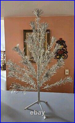 Sparkler Pom Pom 3 Foot Aluminum Christmas Tree VTG Original BOX