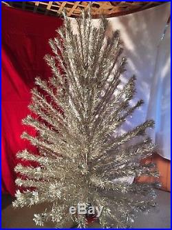Spectacular Vintage Aluminum Silver Christmas Tree 7' Super Deluxe & Color Light