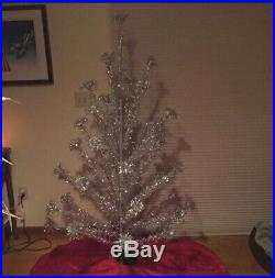 United states silver tree company aluminum Christmas tree