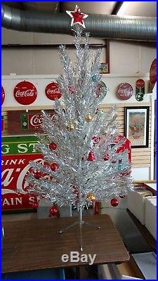 VINTAGE 6.5 FT ALUMINUM CHRISTMAS U. S. SILVER TREE CO. Scranton, PA with Box