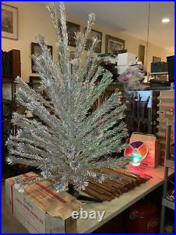 VINTAGE 6 FT ALUMINUM STAINLESS SILVER EVERGLEAM POM TREE With COLOR WHEEL