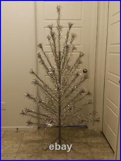 VINTAGE PECO 1950s 5 ft 10 SILVER ALUMINUM TINSEL CHRISTMAS TREE
