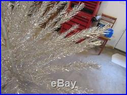 VINTAGE Sparkler 7' Ft Silver Aluminum Christmas Tree 100 Branches With Orig box