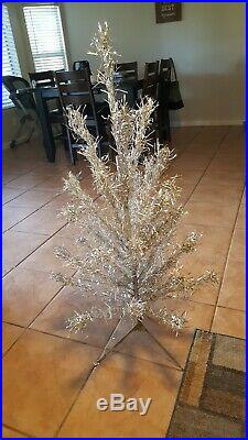 VIntage Silver Aluminum Christmas tree 4