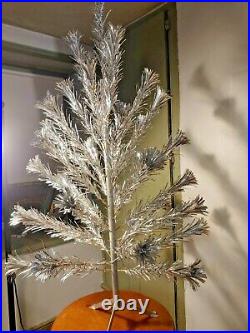 ViNTAGE 4 FT SPARKLER POM POM SILVER ALUMINUM CHISTMAS TREE STAR BAND Co WithBOX