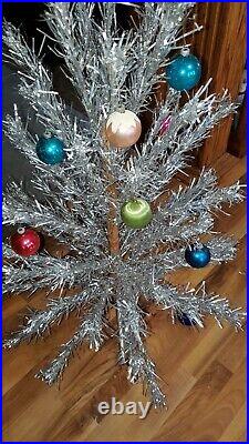 Vintage 4' Evergleam Stainless Aluminum Christmas Tree in Box 58 Branches