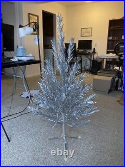 Vintage 4' Stainless Aluminum Christmas Tree in Box 40 Branches