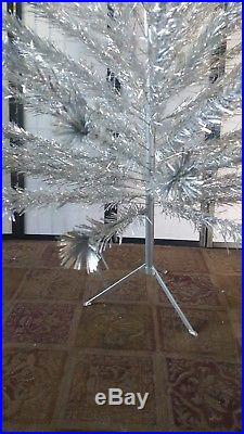 Vintage 6' Evergleam Silver Aluminum Pom Pom Christmas Tree COMPLETE 91 Branch f