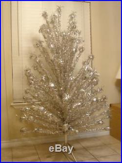 Vintage 6 Ft Silver Evergleam Aluminum Pom Pom Christmas Tree 91 Branches