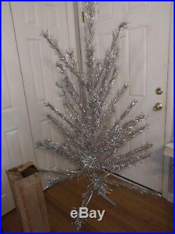 Vintage 6 Ft Silver Stainless Aluminum Specialty Tinsel Christmas Tree with Box