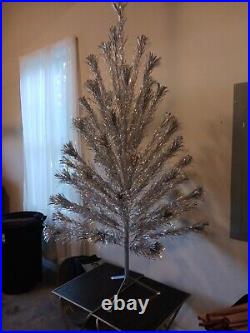Vintage 6 ft Evergleam Pom-Pom Sparkler Aluminum Christmas Tree 55 Branches