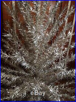 Vintage 6ft Silver Forest Aluminum Christmas Tree 89 Branches Orig Box Nice