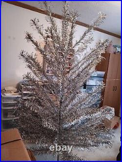 Vintage 7' Silver Aluminum Christmas Tree Branches Stand & Original Box